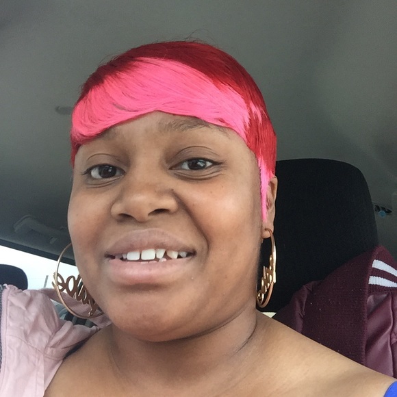 Meet your Posher, Sheree - Picture 1 of 1